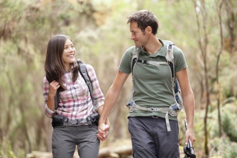 What To Wear On A Hiking Date